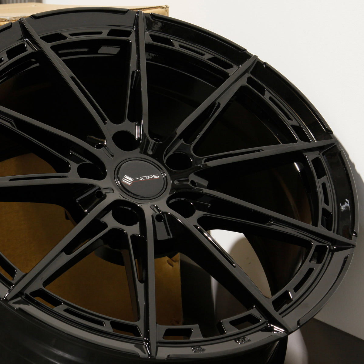 Vors Wheels LT84 Black