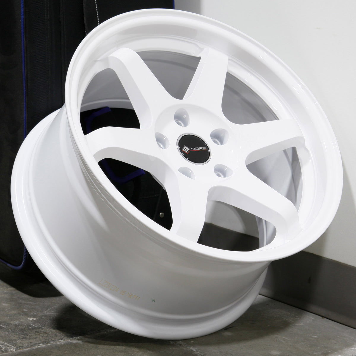 Vors Wheels TR37 White