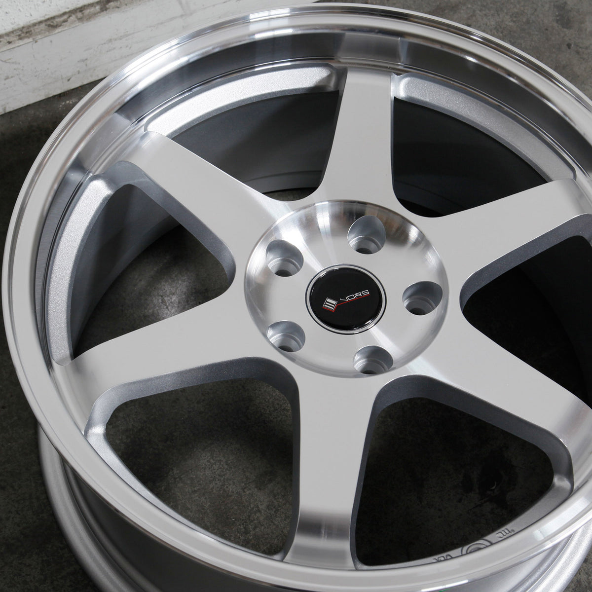 Vors Wheels TR37 Silver Machined