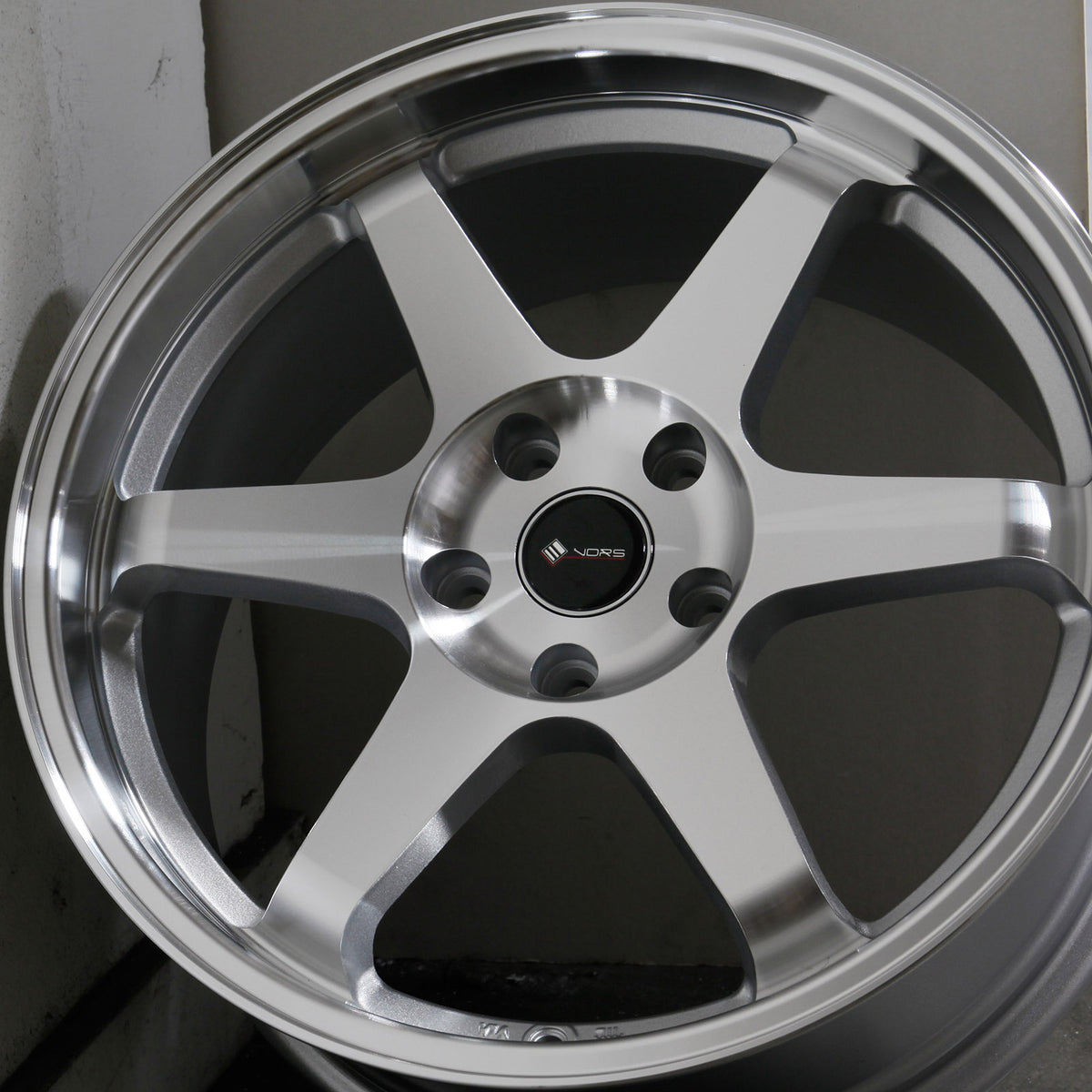 Vors Wheels TR37 Silver Machined