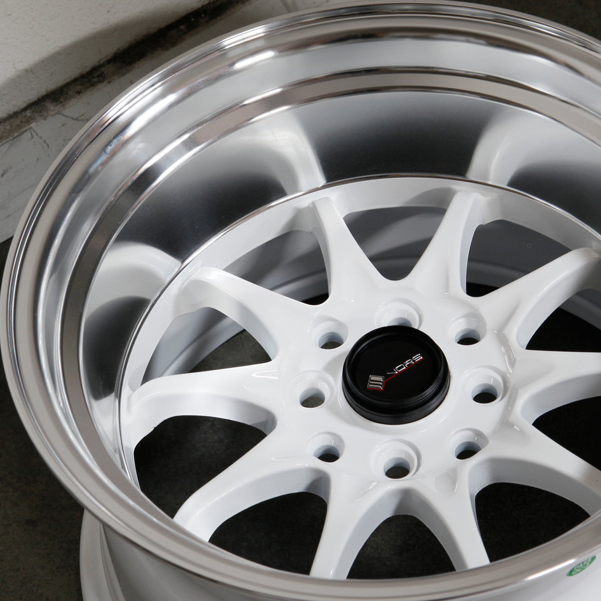Vors Wheels TR3 White