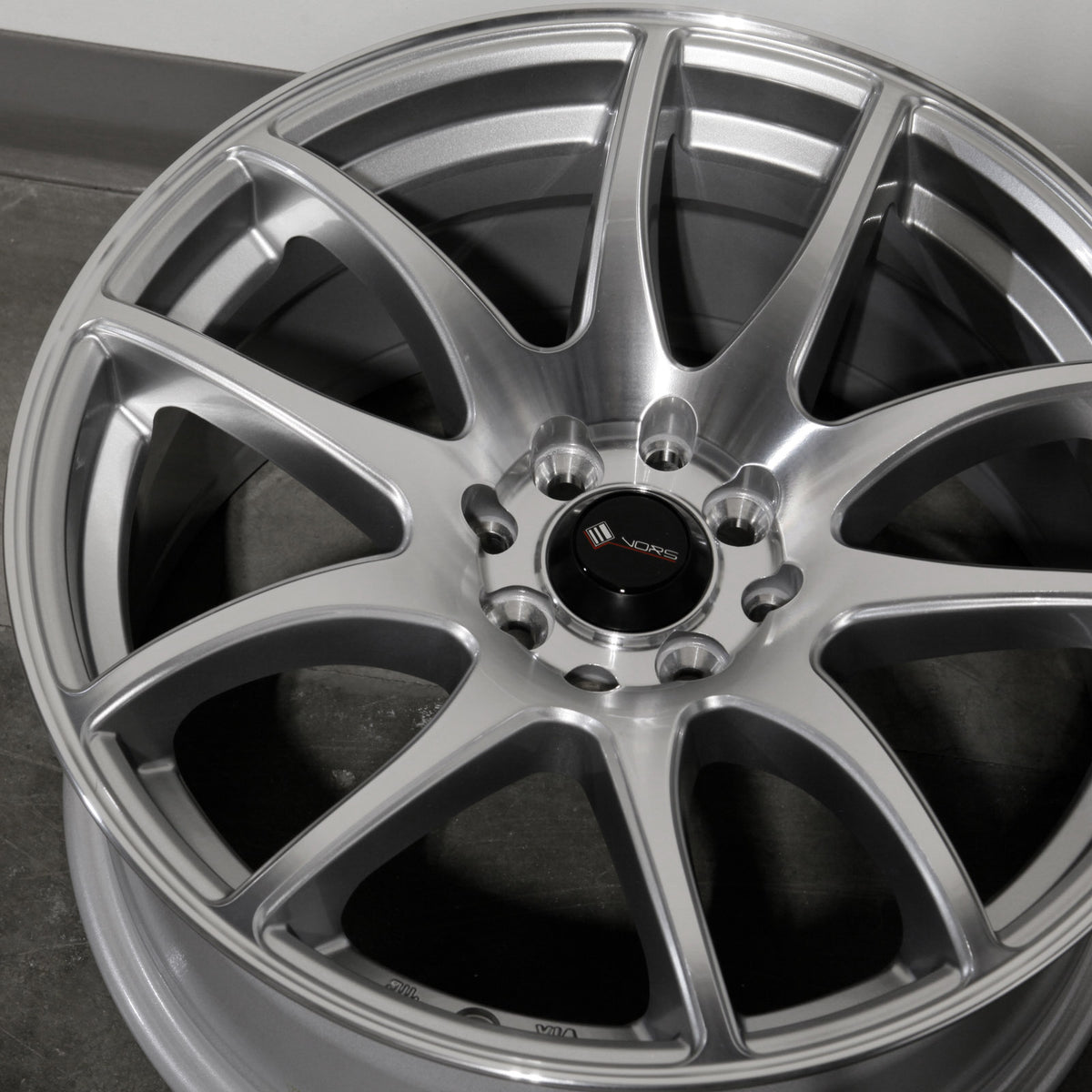Vors Wheels TR4 Silver Machined