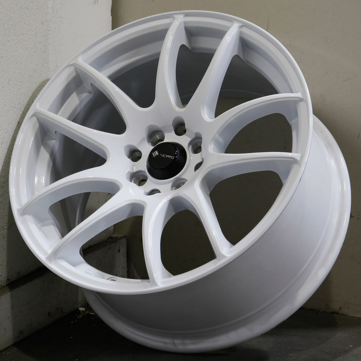 Vors Wheels TR4 White