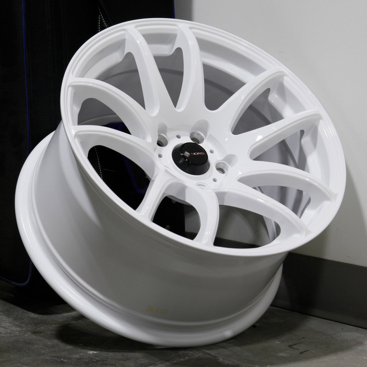 Vors Wheels TR4 White