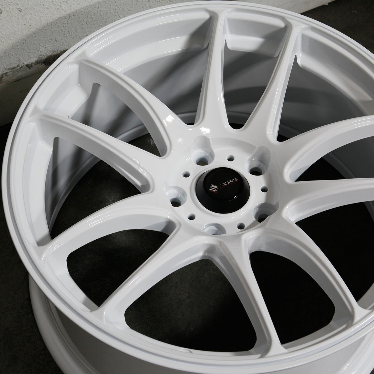 Vors Wheels TR4 White
