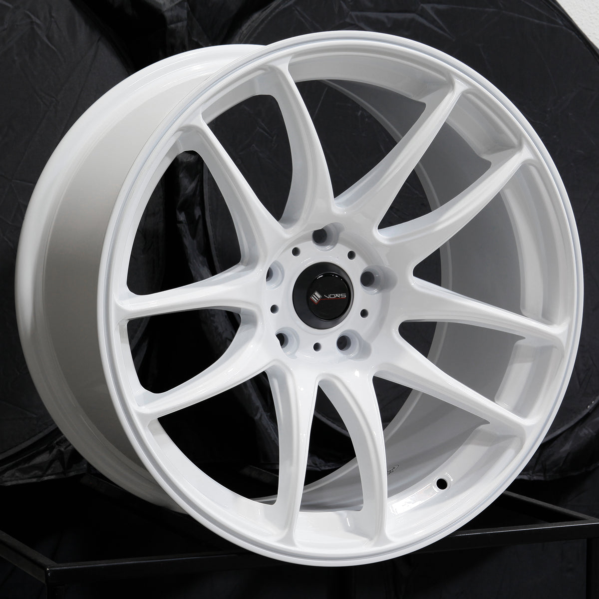 Vors Wheels TR4 White