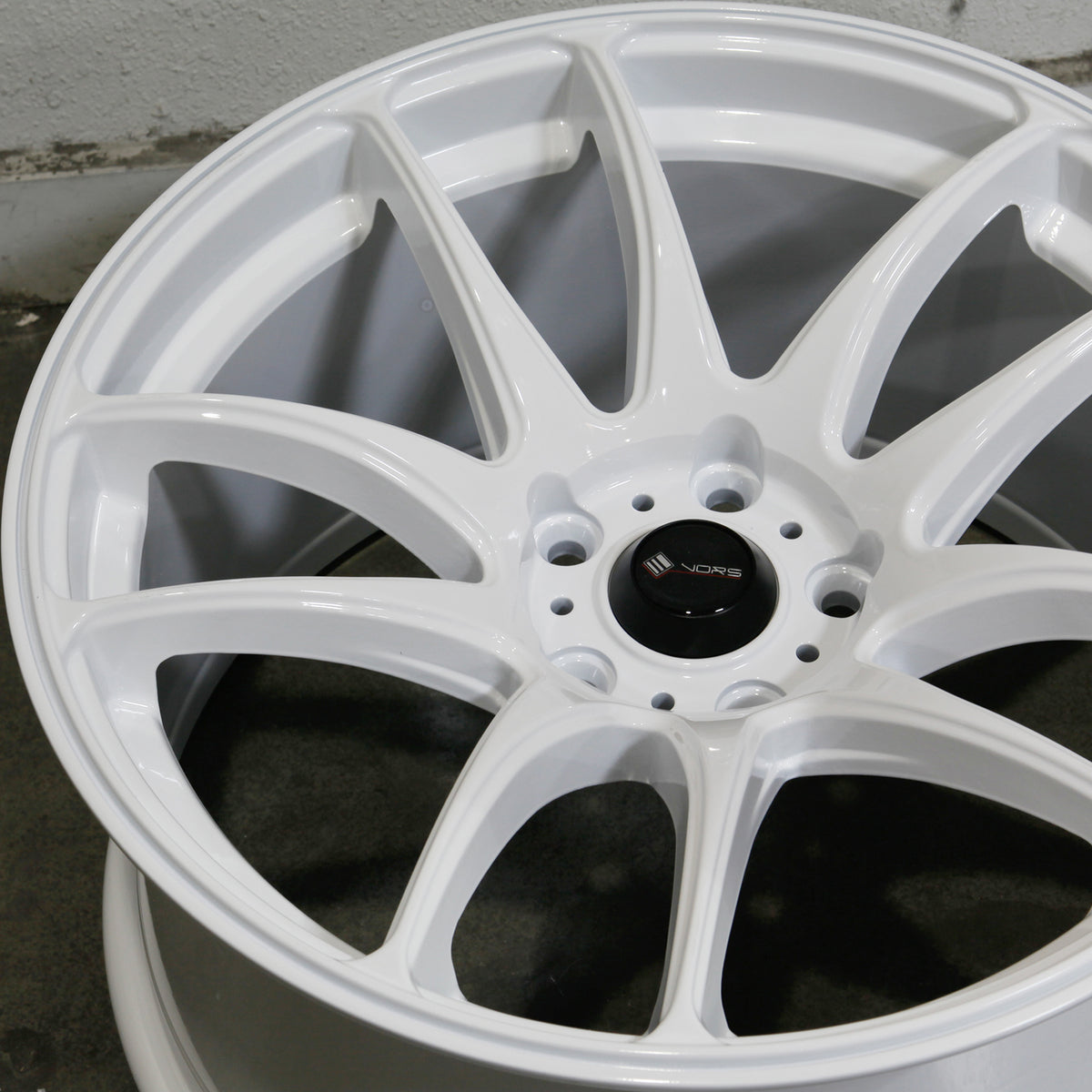 Vors Wheels TR4 White