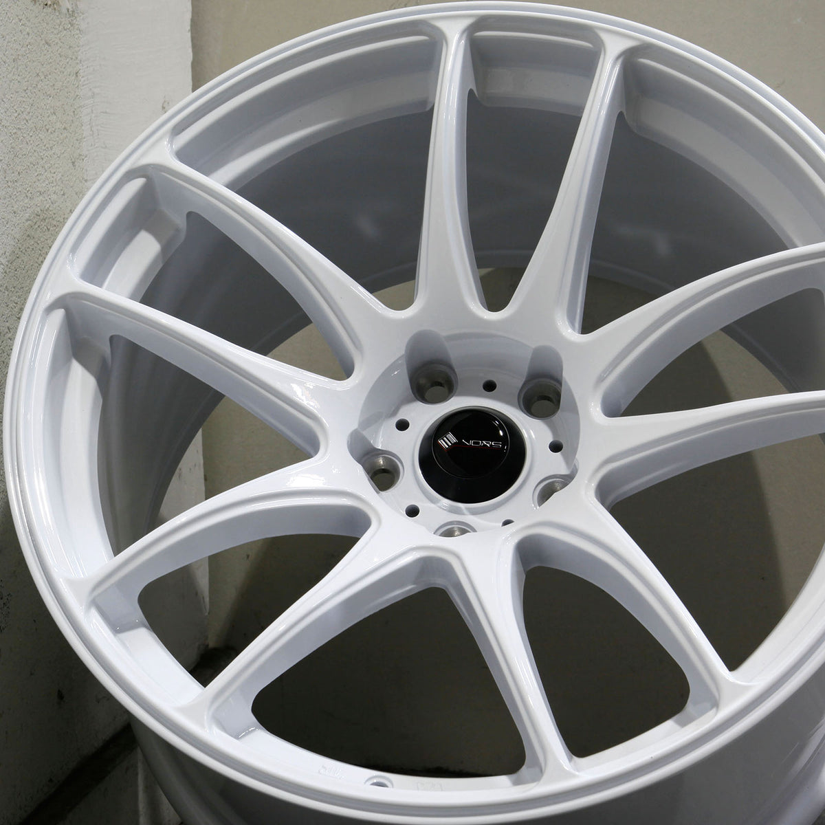 Vors Wheels TR4 White