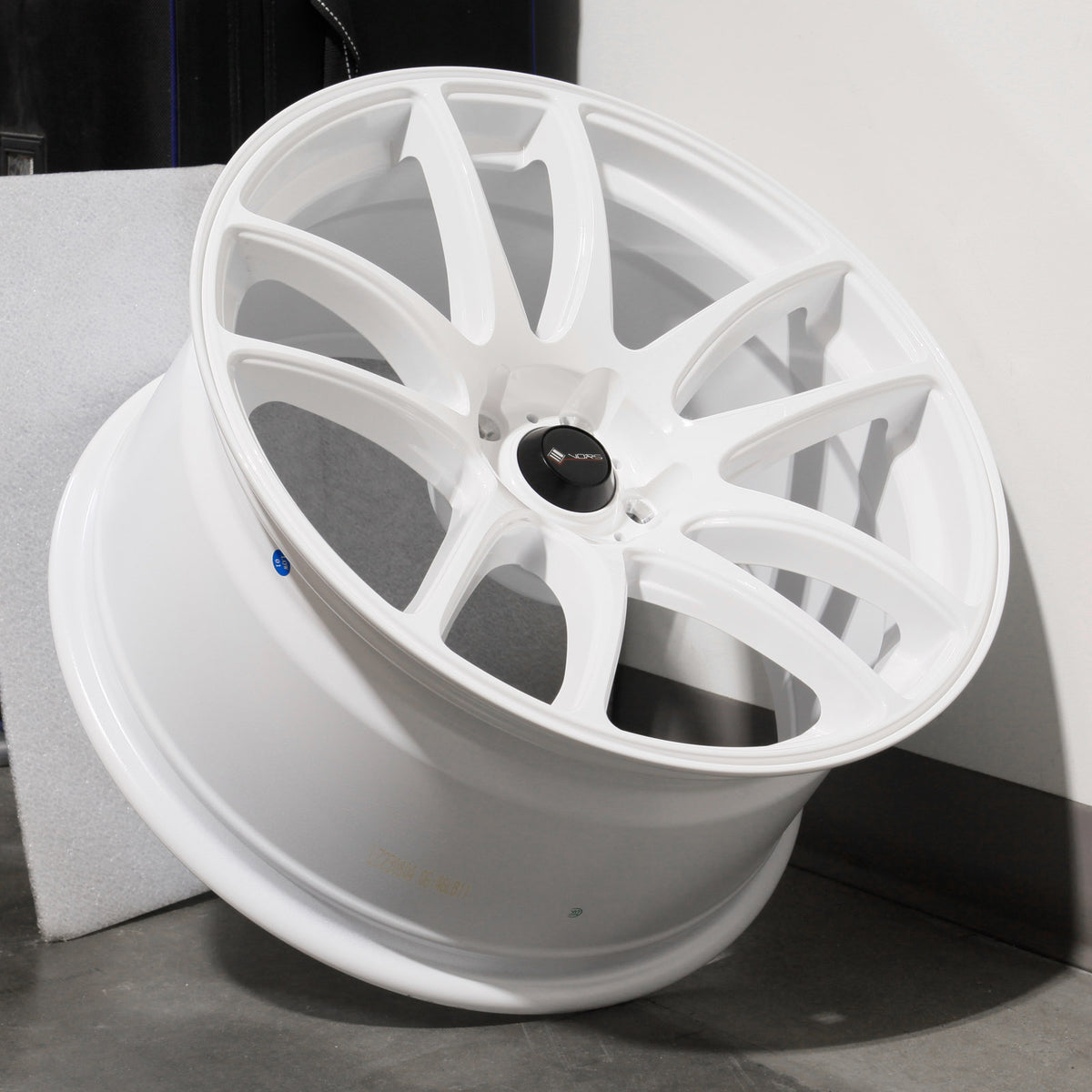 Vors Wheels TR4 White