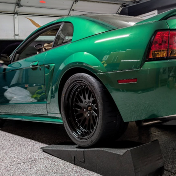Whistler SK1-T Satin Black Face Gloss Black Lip wheels on a car